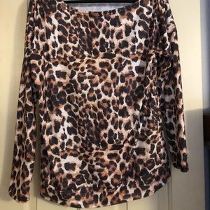 Leopard print top